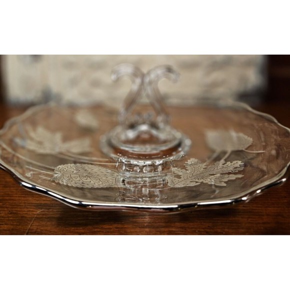 Beautiful Vintage Silver City Glass Serving Platter Silver Inlay Leaves 11" - Picture 3 of 9